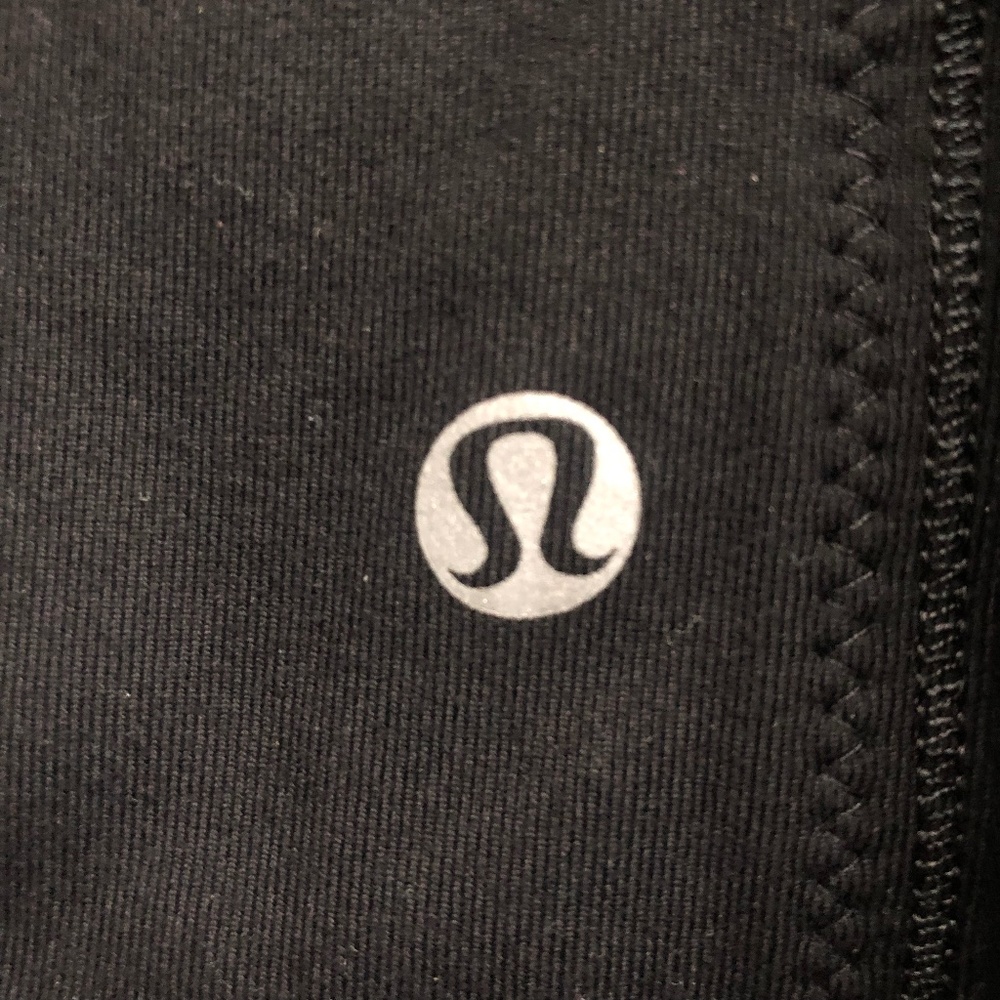 Lululemon Forme Jacket - Picture 14 of 14